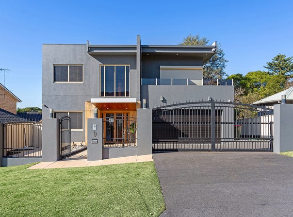 9 McMahon Street, Fairy Meadow, NSW 2519
