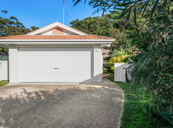 6A Creswell Place, Fingal Bay, NSW 2315