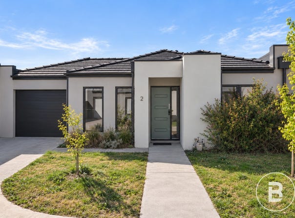 2 Zelkova Place, Lake Gardens, Vic 3355