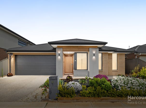 21 Eaglemont Drive, Strathtulloh, Vic 3338