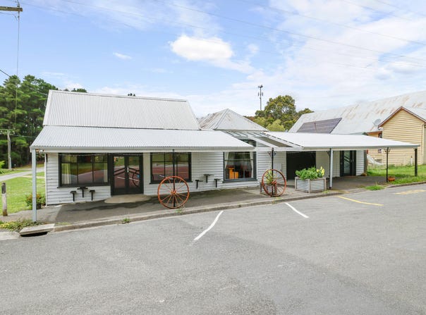 65 Main Road, Mount Egerton, Vic 3352