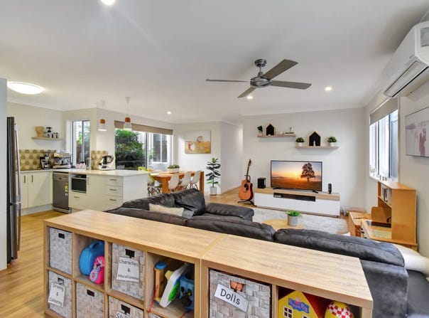 14 Vincent Avenue, Sippy Downs, Qld 4556