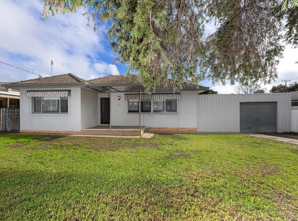 212 Bourke Street, Tolland, NSW 2650