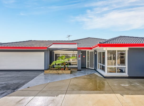 15 Diamantina Way, Rockingham, WA 6168