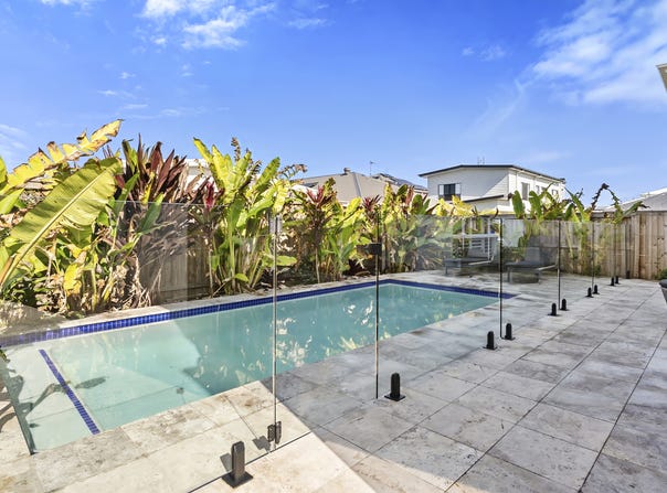8 Ascot Cct, Palmview, Qld 4553