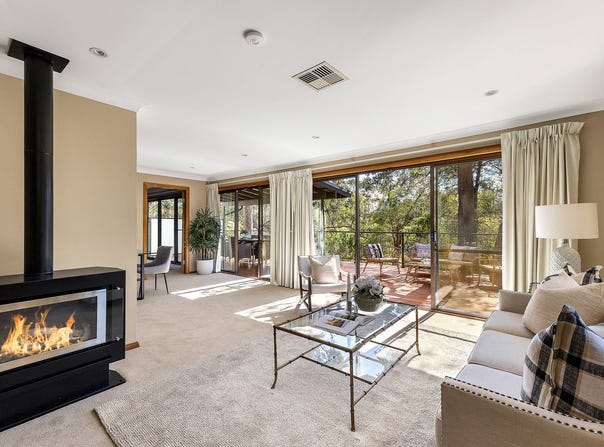 2 De Saxe Close, Thornleigh, NSW 2120