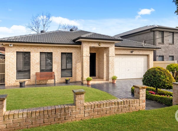 18 Beaconsfield Road, Mortdale, NSW 2223