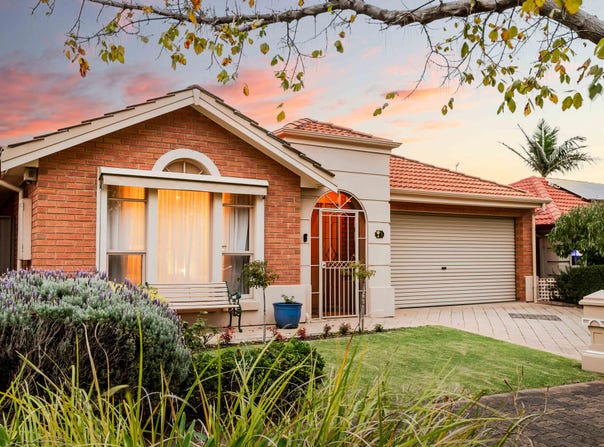 2 Emma Close, Mitchell Park, SA 5043