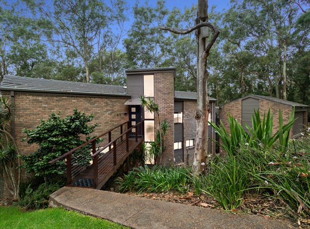 11 Wollundry Close, Eleebana, NSW 2282