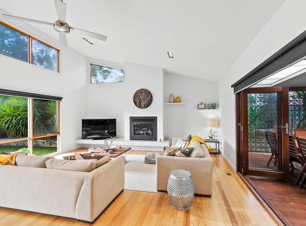 25 Sandpiper Court, Ocean Grove, Vic 3226