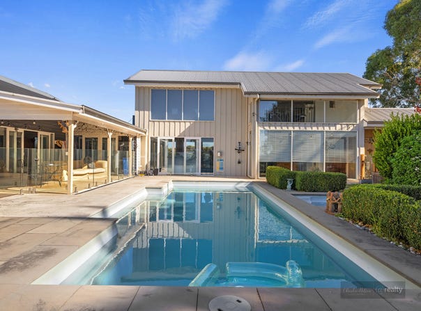 55 Leongatha North Road, Leongatha North, Vic 3953