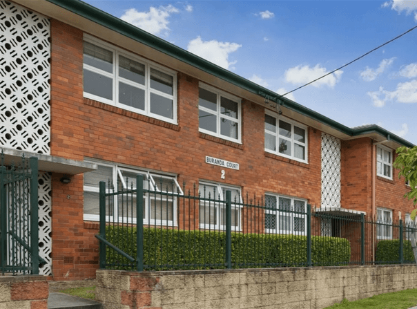 1/2 Carl Street, Woolloongabba, Qld 4102