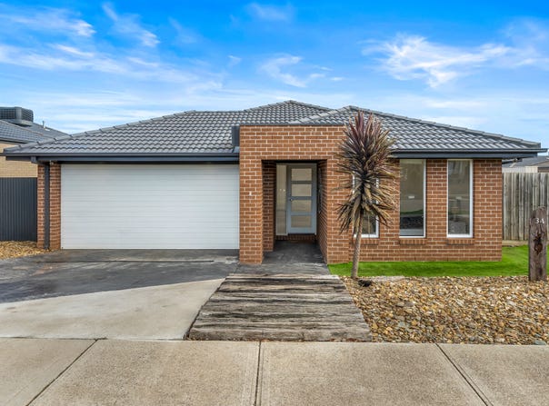 34 Casuarina Street, Kilmore, Vic 3764
