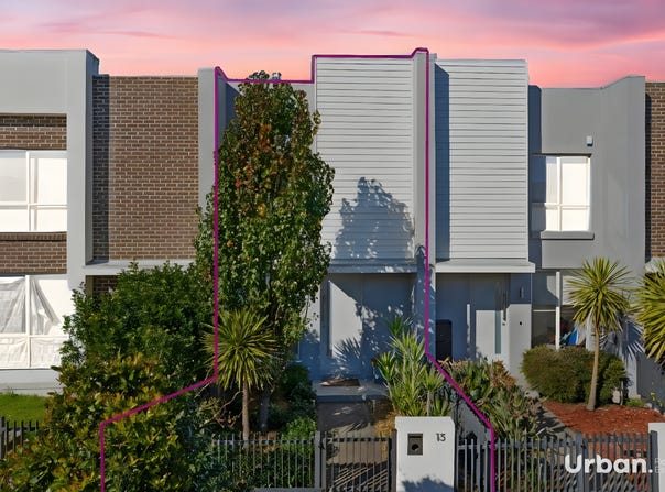 13 Mirbelia Street, Denham Court, NSW 2565