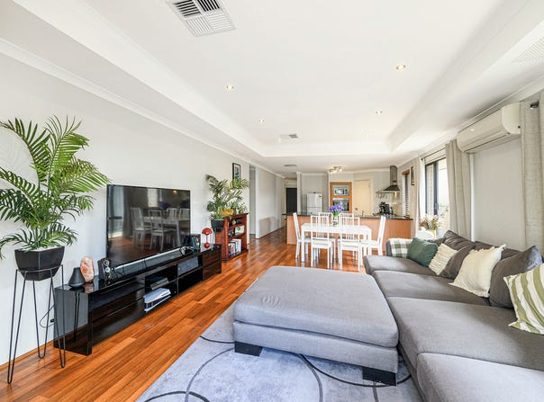 6 Vaspar Link, Aveley, WA 6069