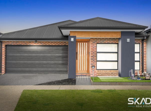90 Farm Crescent, Donnybrook, Vic 3064