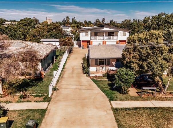 1-3/32 EDITH STREET, Miles, Qld 4415