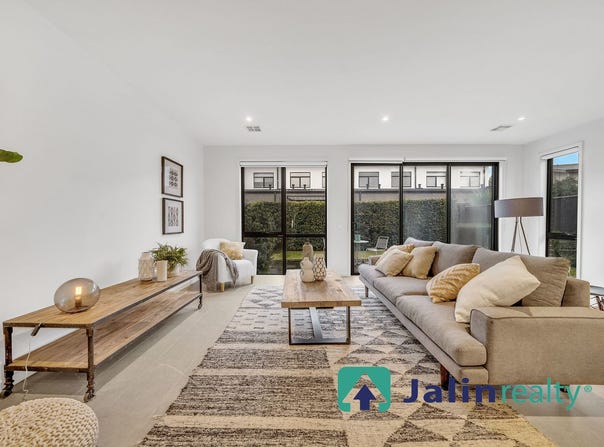 4 Newcastle Drive, Mulgrave, Vic 3170