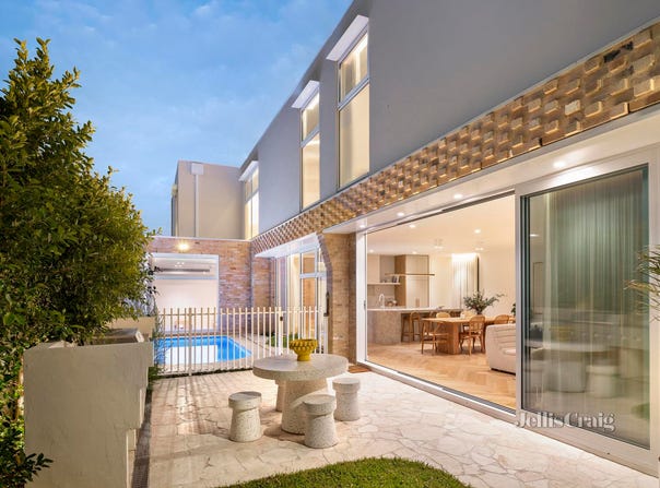 13 Hakatere Street, Northcote, Vic 3070