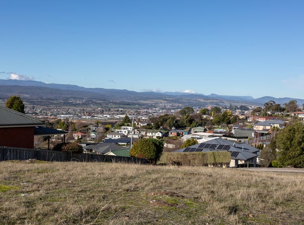 30 Balmoral Avenue, Riverside, Tas 7250
