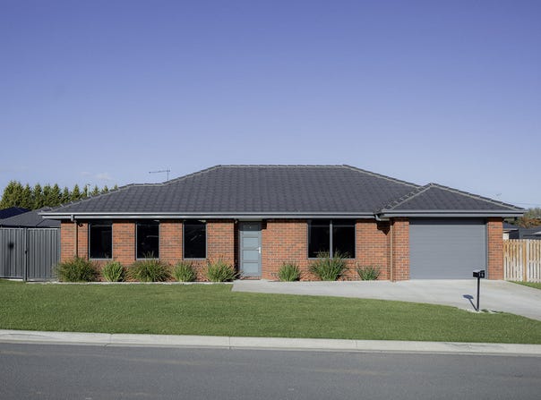 16 Zircon Place, Perth, Tas 7300