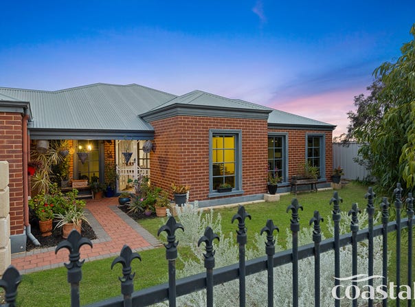 4 Peregrine Court, Singleton, WA 6175
