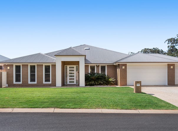 5 Caithness Court, Middle Ridge, Qld 4350