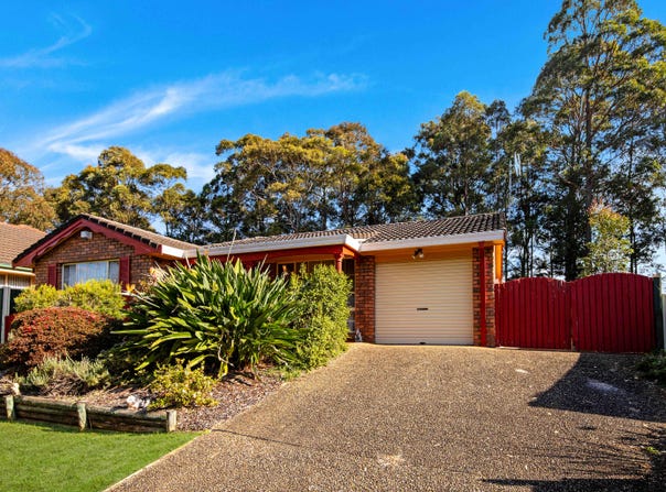 32 Thomas Mitchell Crescent, Sunshine Bay, NSW 2536