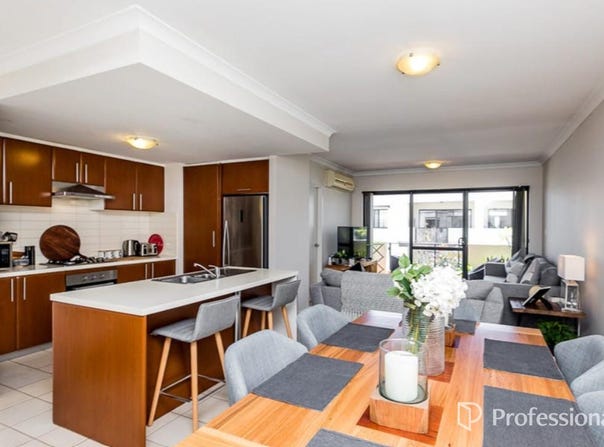 35/5 Eastleigh Loop, Currambine, WA 6028