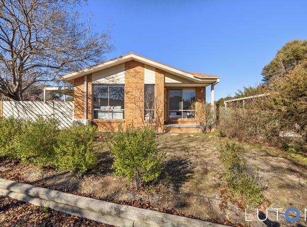 32 Bimbiang Crescent, Ngunnawal, ACT 2913