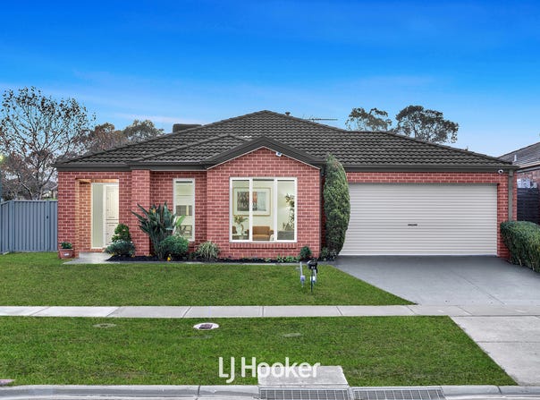61 Broad Oak Drive, Cranbourne East, Vic 3977