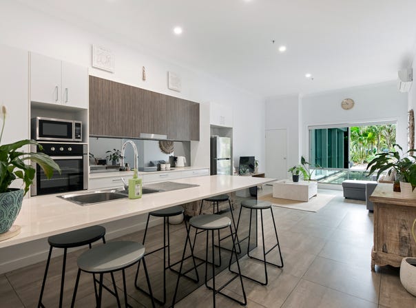 4/3422 Surfers Paradise Boulevard, Surfers Paradise, Qld 4217