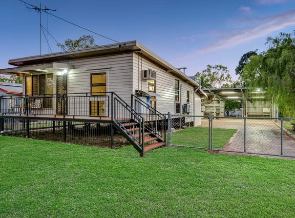 77 Empress Close, Cungulla, Qld 4816