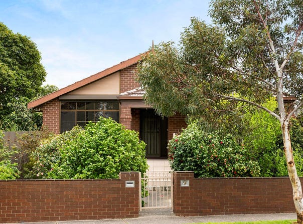 7 Lorensen Avenue, Coburg North, Vic 3058