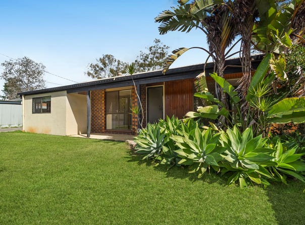 109 Mary Street, Blackstone, Qld 4304