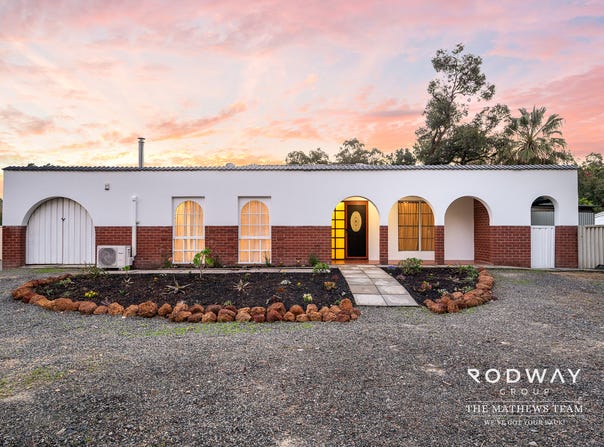 2949 Albany Hwy, Kelmscott, WA 6111