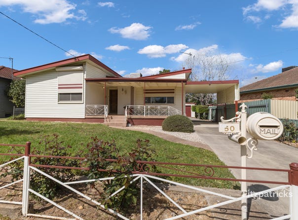 50 Ceduna Street, Mount Austin, NSW 2650