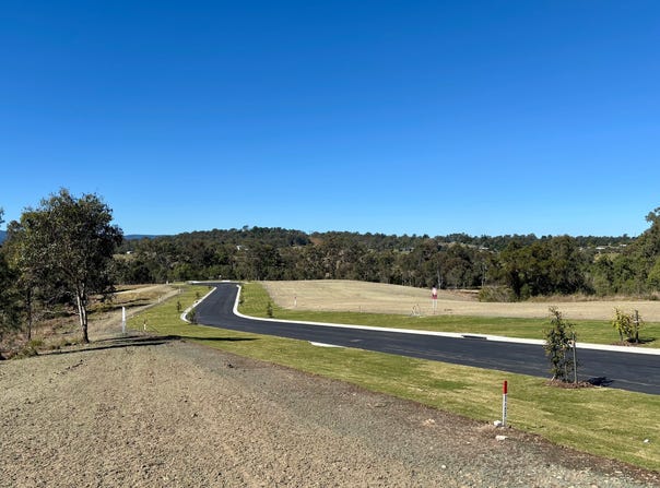 Lot 1 - 17, 52 Mcintosh Creek Road, Jones Hill, Qld 4570