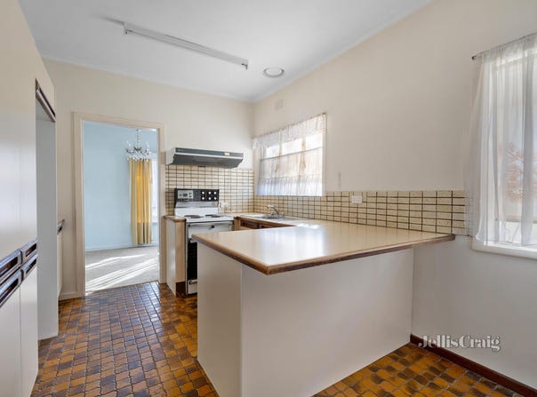 13 Finch Street, Burwood, Vic 3125