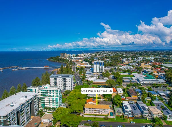 5/11 Prince Edward Parade, Redcliffe, Qld 4020
