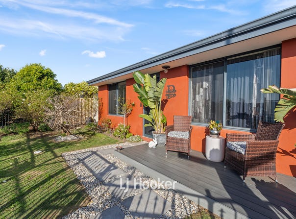 36 Sunflower Turn, Yalyalup, WA 6280