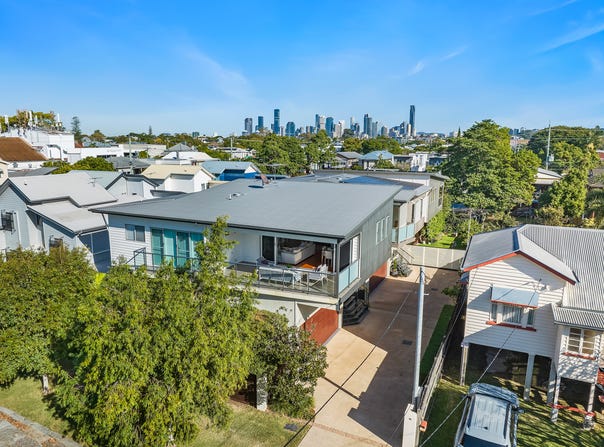 19B Park Street, Hawthorne, Qld 4171