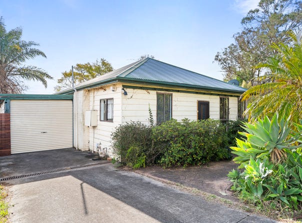 8 Allard Place, Ingleburn, NSW 2565