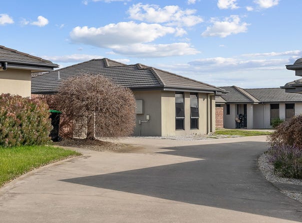 3/26-28 Bartlett Grove, Newnham, Tas 7248