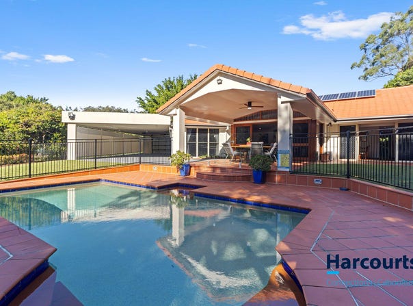 61 Thompson Road, Bellmere, Qld 4510