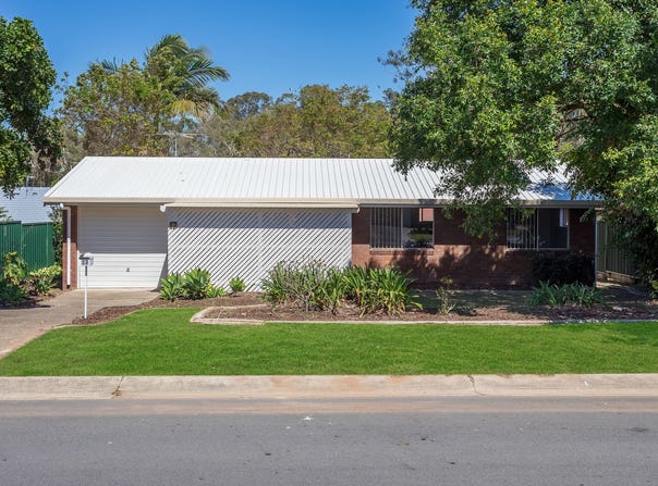 17 Oakview Court, Kallangur, Qld 4503