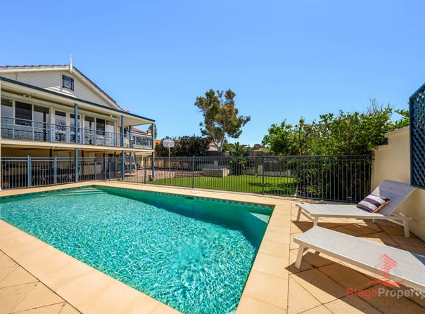 10 Cliff Road, Claremont, WA 6010