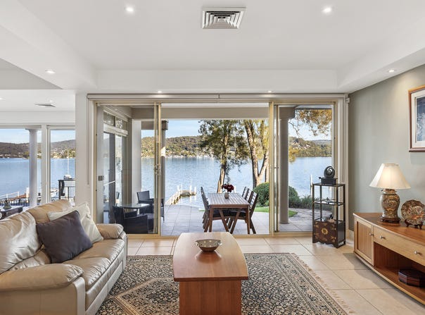 24 Albany Street, Point Frederick, NSW 2250