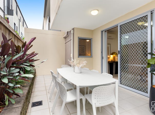 2/304 Bowen Terrace, New Farm, Qld 4005