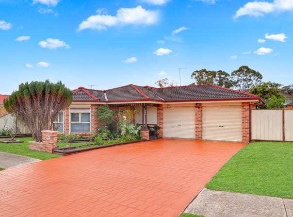 240 Pacific Palms Circuit, Hoxton Park, NSW 2171